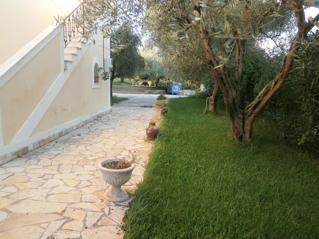 Kavos Psarou Studios & Apartments Екстер'єр фото