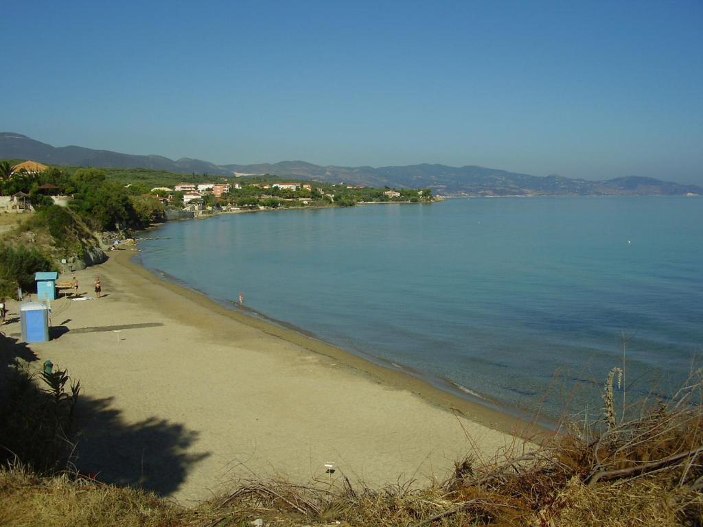 Kavos Psarou Studios & Apartments Екстер'єр фото