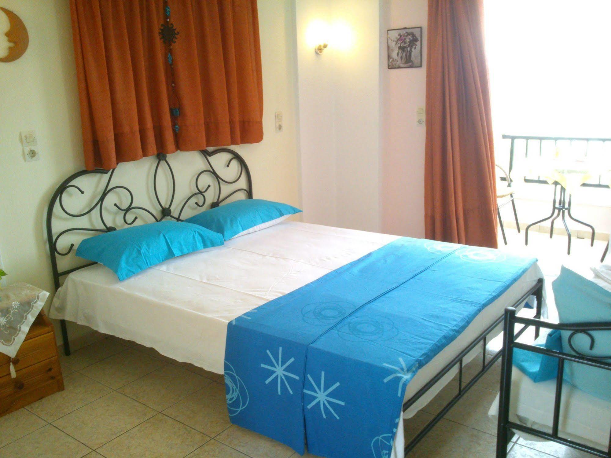 Kavos Psarou Studios & Apartments Екстер'єр фото